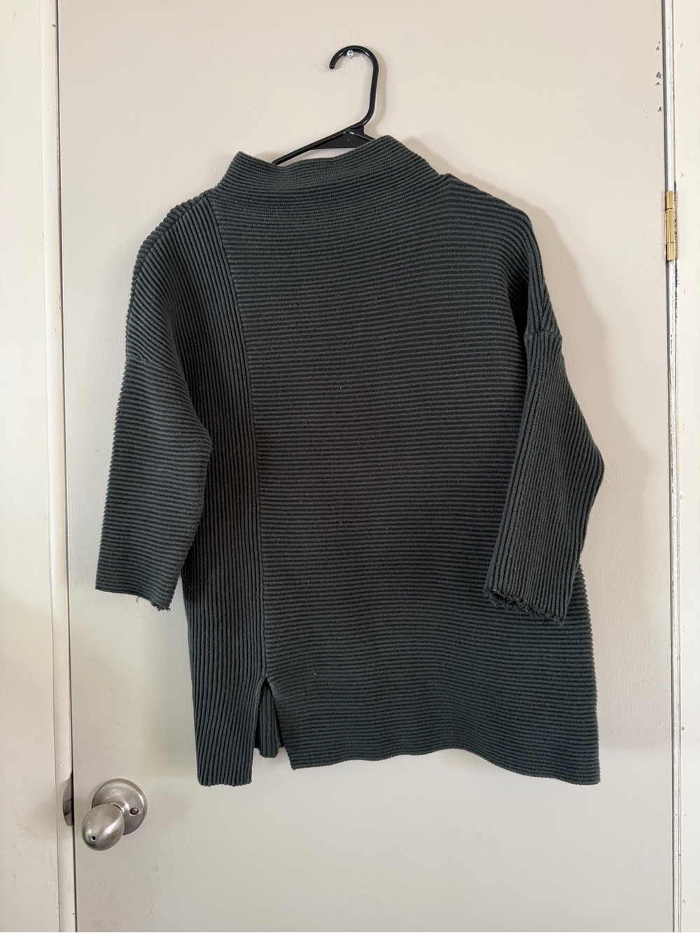 Ribbed Mock Neck Sweater - Dark Green